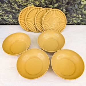 Vintage Tupperware Harvest Gold Servalier Bowls - Set of 4